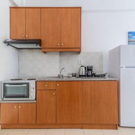 Urban Apt Next University 11 Heraklion  Exterior photo