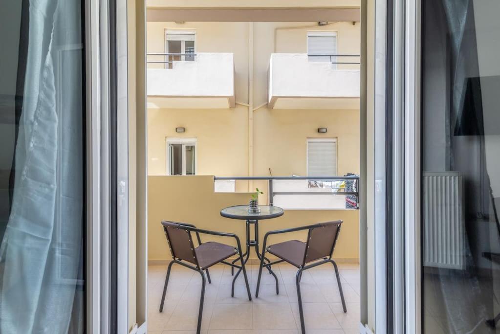 Urban Apt Next University 11 Heraklion  Exterior photo