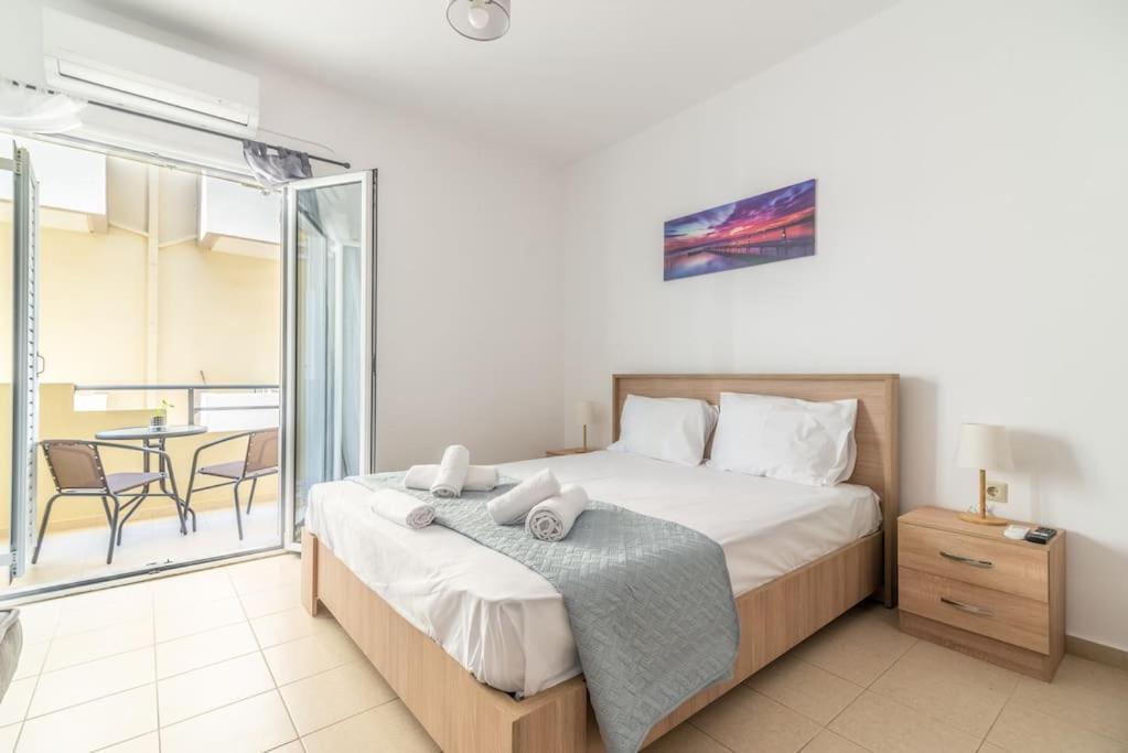 Urban Apt Next University 11 Heraklion  Exterior photo
